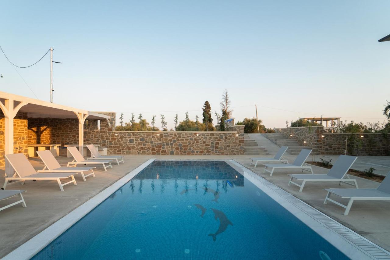 Lithos Suites Финикунда Екстериор снимка