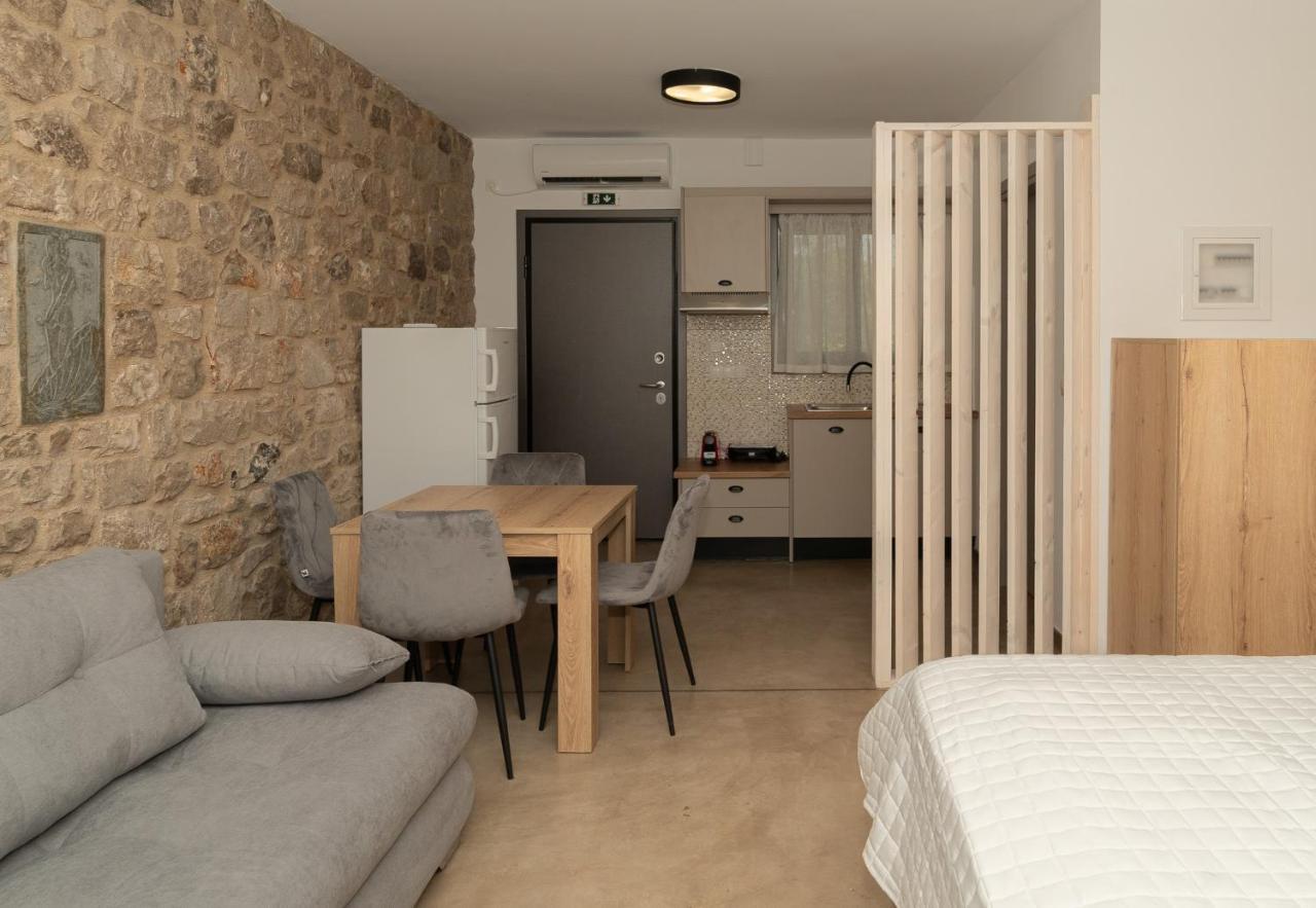 Lithos Suites Финикунда Екстериор снимка