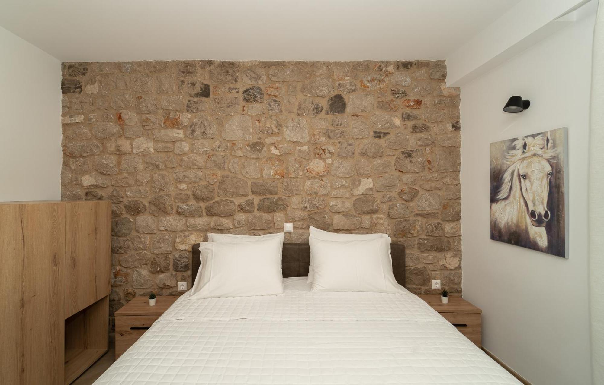 Lithos Suites Финикунда Екстериор снимка