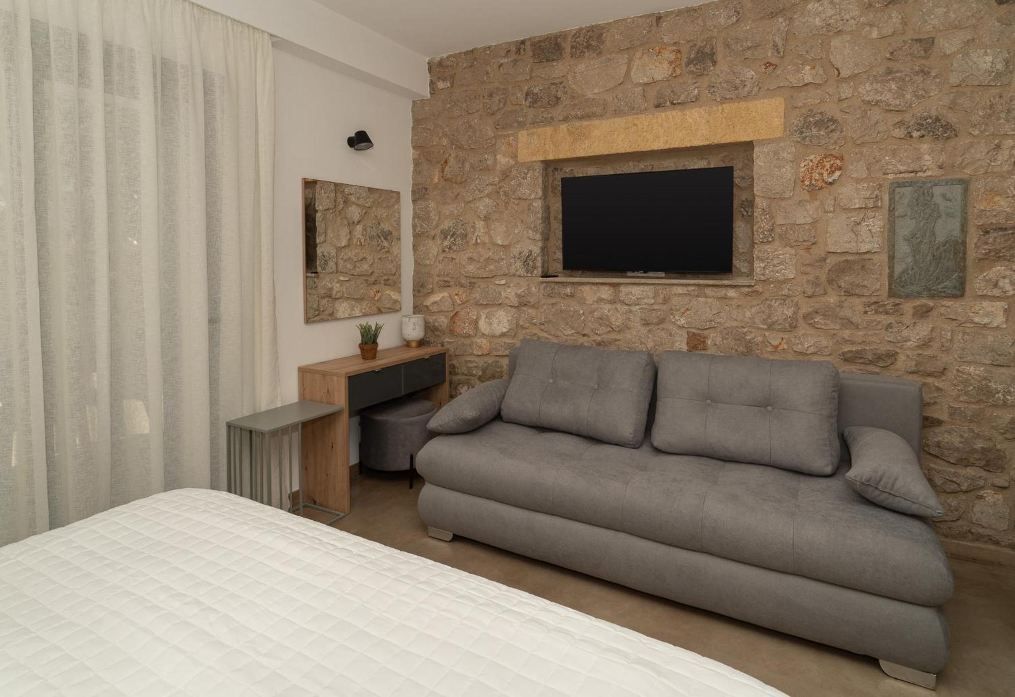 Lithos Suites Финикунда Екстериор снимка