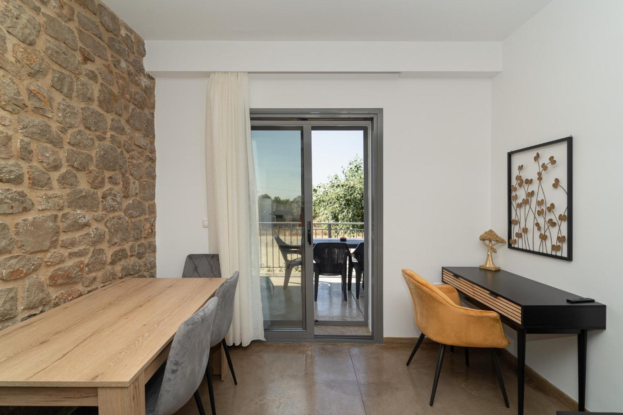 Lithos Suites Финикунда Екстериор снимка