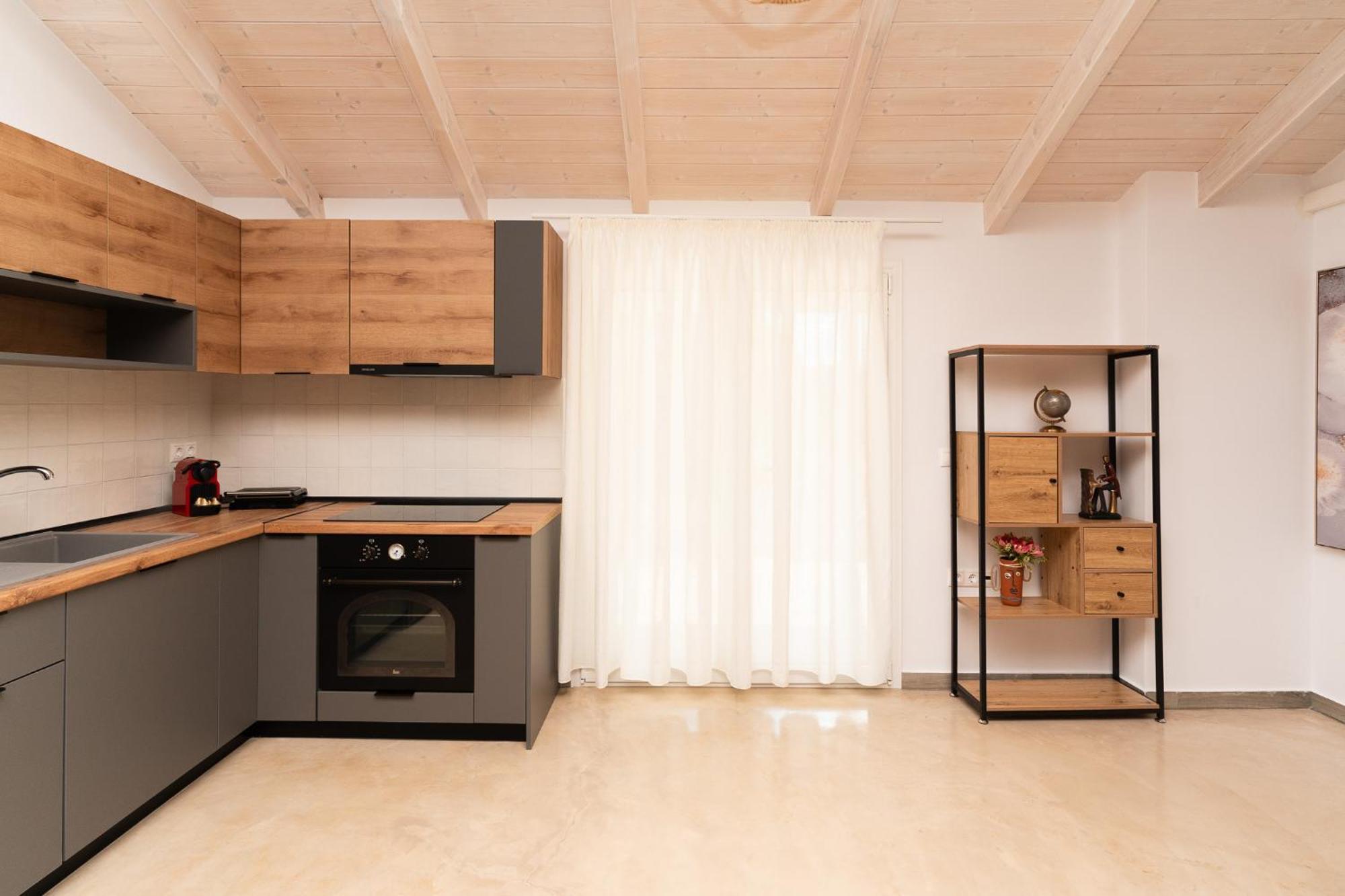 Lithos Suites Финикунда Екстериор снимка
