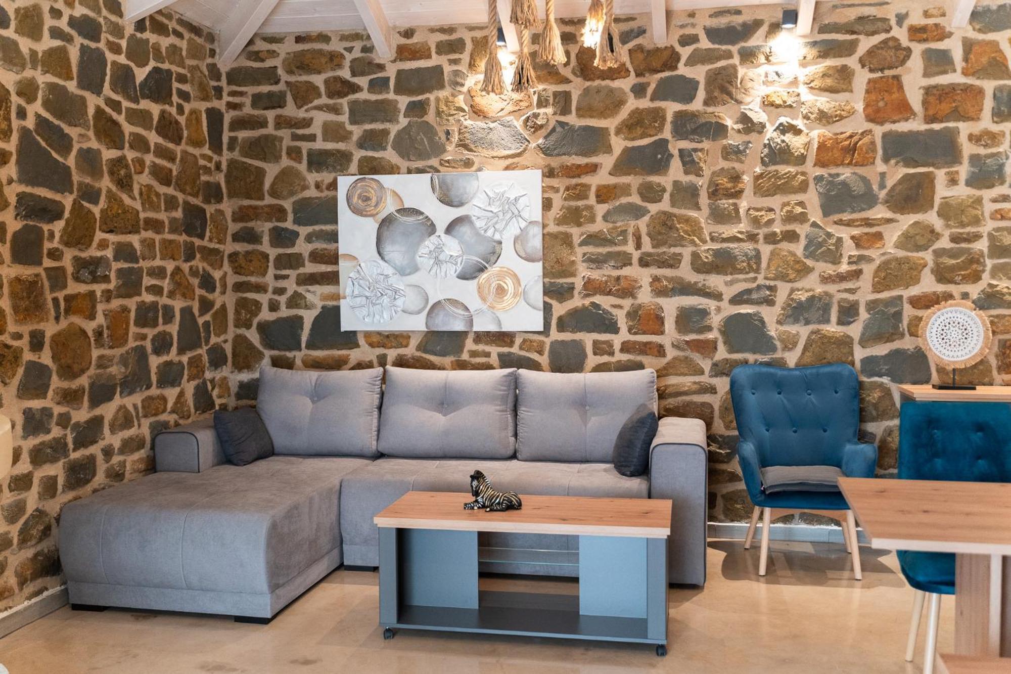 Lithos Suites Финикунда Екстериор снимка