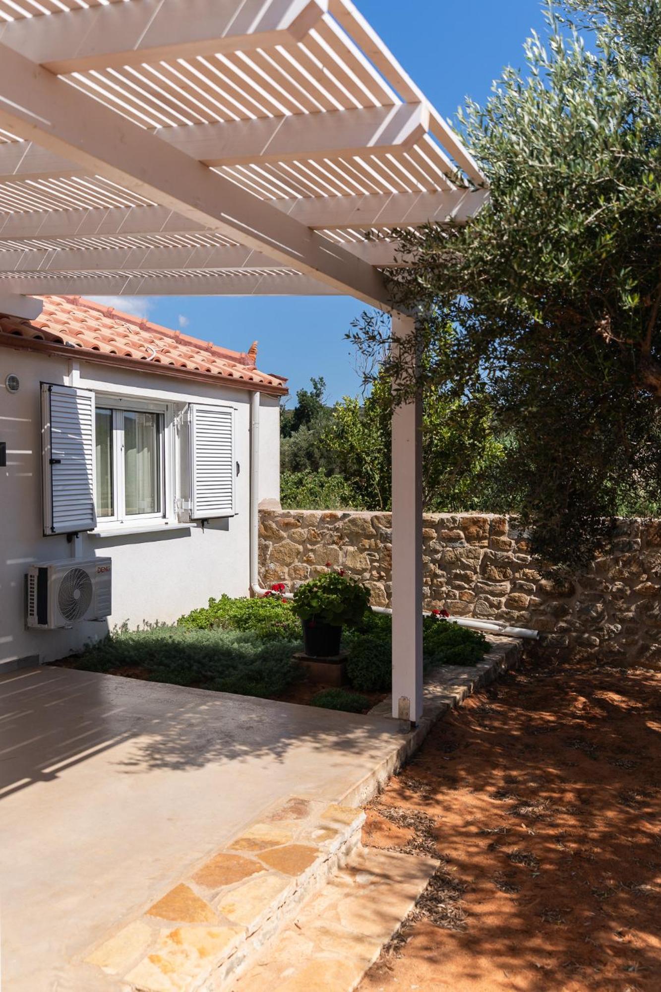Lithos Suites Финикунда Екстериор снимка